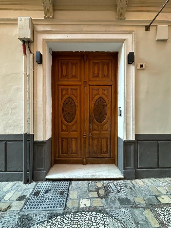 Apartamento Xpce Cathedral - Luxury Flat Málaga Exterior foto