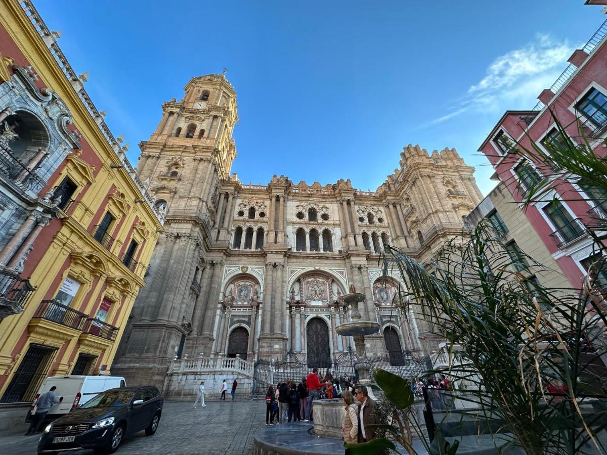 Apartamento Xpce Cathedral - Luxury Flat Málaga Exterior foto