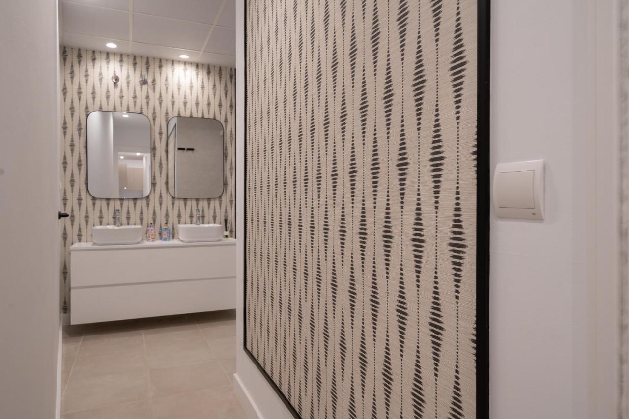 Apartamento Xpce Cathedral - Luxury Flat Málaga Exterior foto